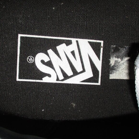 Vans Off The Wall Skateboard Sneakers - Picture 13 of 14